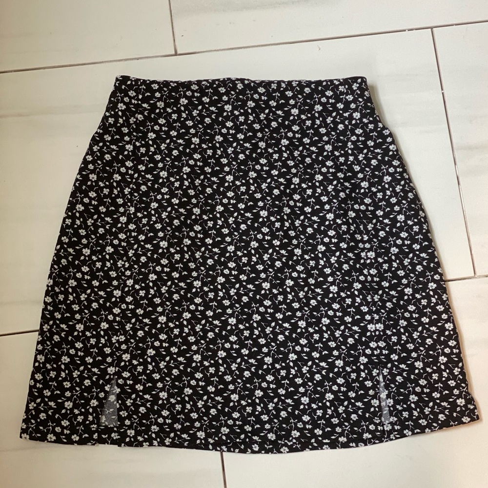Brandy black and white flower skirt